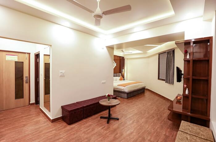 Imagen de la habitación del Hotel Regenta Resort Madhuganga Ukhimath. Foto 11