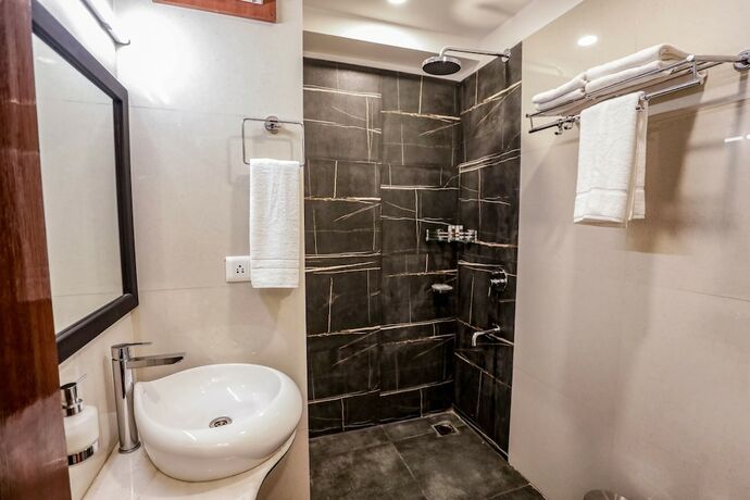 Imagen de la habitación del Hotel Regenta Resort Madhuganga Ukhimath. Foto 14