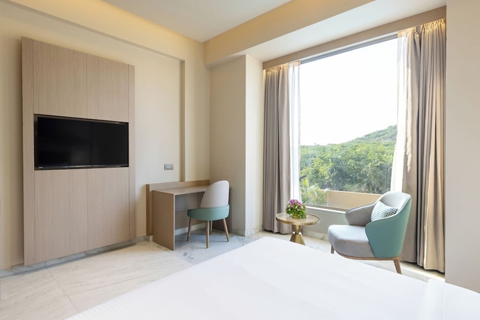 Imagen de la habitación del Hotel Regenta Science Center Bhuj. Foto 9