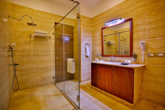 Imagen de la habitación del Hotel Regenta Vanya Mahal. Foto 16