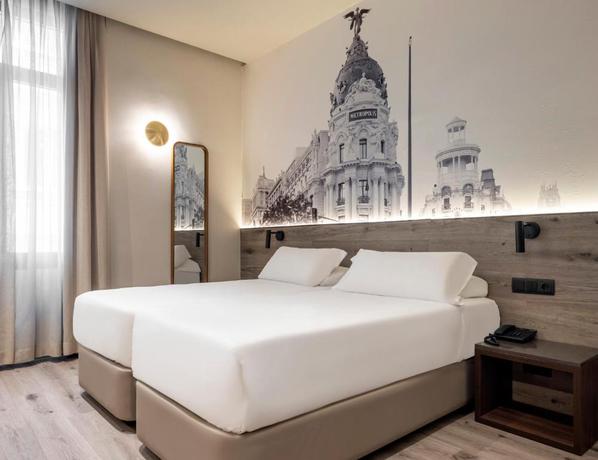 Imagen de la habitación del Hotel Regente, Centro de Madrid. Foto 10