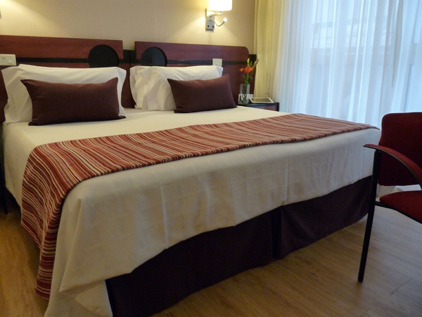 Imagen de la habitación del Hotel Regente Palace. Foto 7