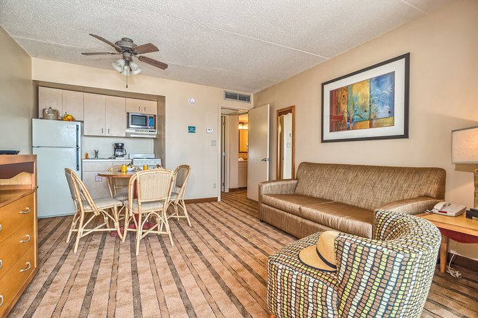 Imagen de la habitación del Hotel Reges Oceanfront Resort. Foto 16