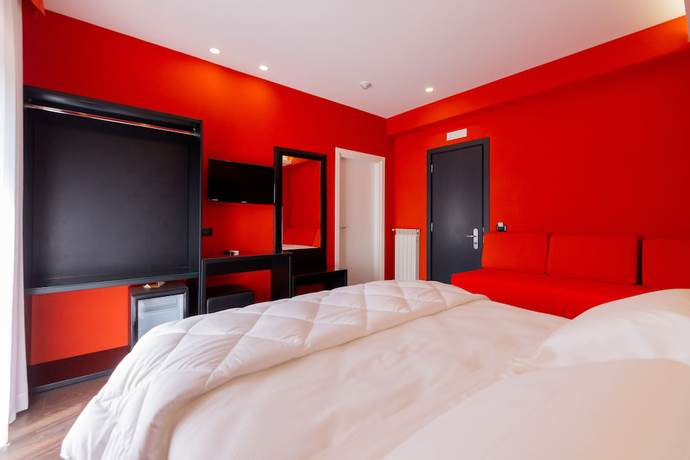 Imagen de la habitación del Hotel Reggia Suite Spa. Foto 8