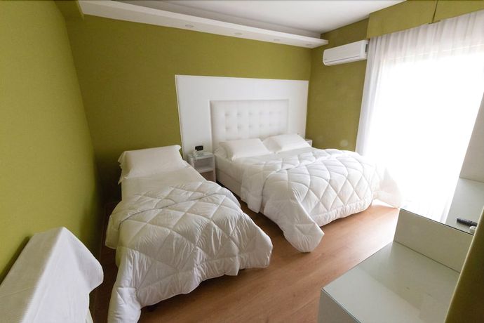 Imagen de la habitación del Hotel Reggia Suite Spa. Foto 12