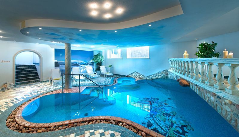 Imagen de la piscina del Hotel Regglbergerhof. Foto 19
