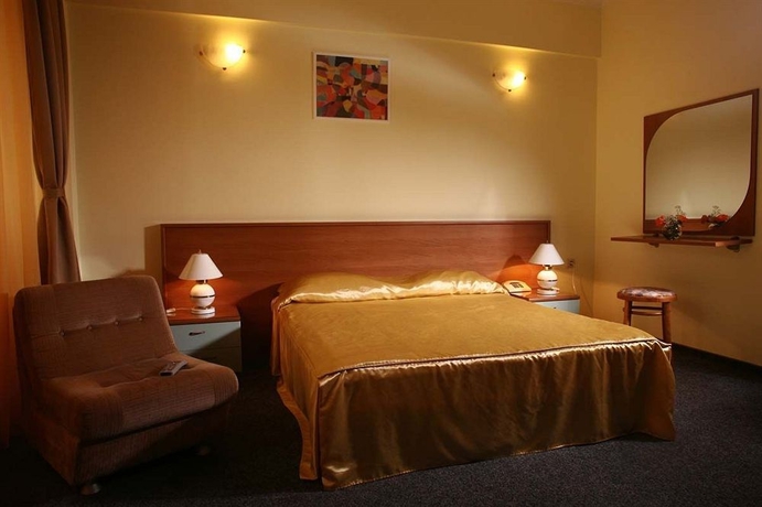 Imagen de la habitación del Hotel Reghina Hotel. Foto 6