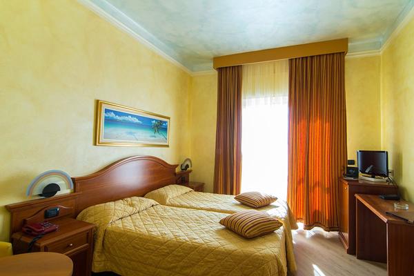 Imagen general del Hotel Regina, Alassio. Foto 4