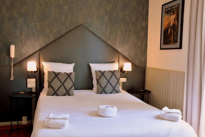 Imagen de la habitación del Hotel Regina, Avignon. Foto 8