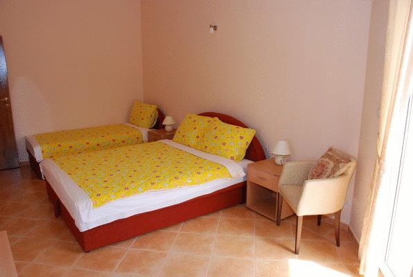 Imagen de la habitación del Hotel Regina, Bijela. Foto 5