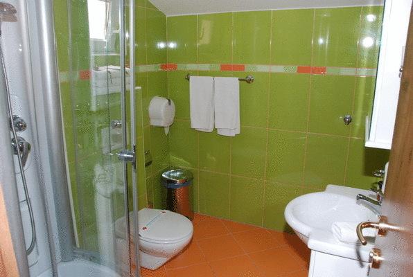 Imagen de la habitación del Hotel Regina, Bijela. Foto 9