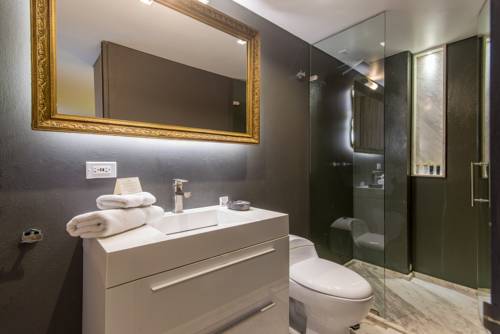 Imagen de la habitación del Hotel Regina, Bogotá. Foto 4