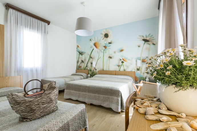 Imagen de la habitación del Hotel Regina, Caorle. Foto 6