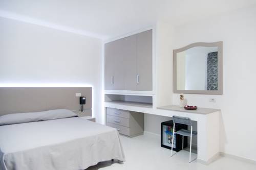 Imagen de la habitación del Hotel Regina, Caserta. Foto 5
