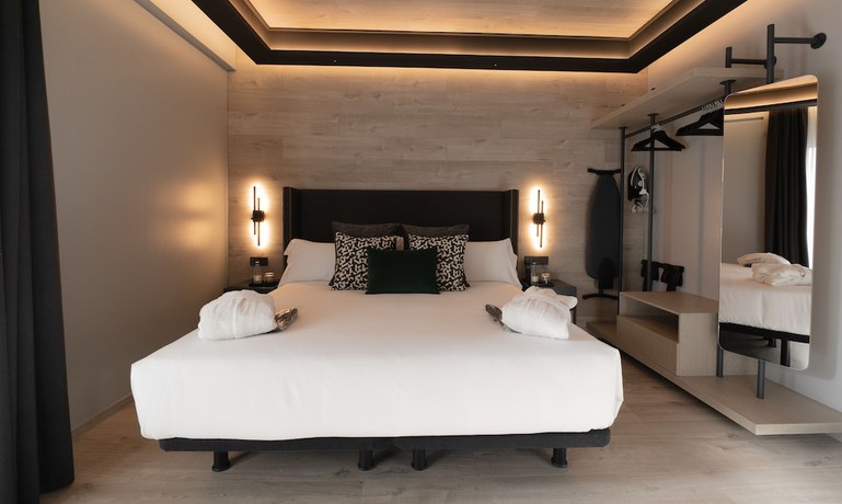 Imagen de la habitación del Hotel Regina, Centro de Madrid. Foto 8