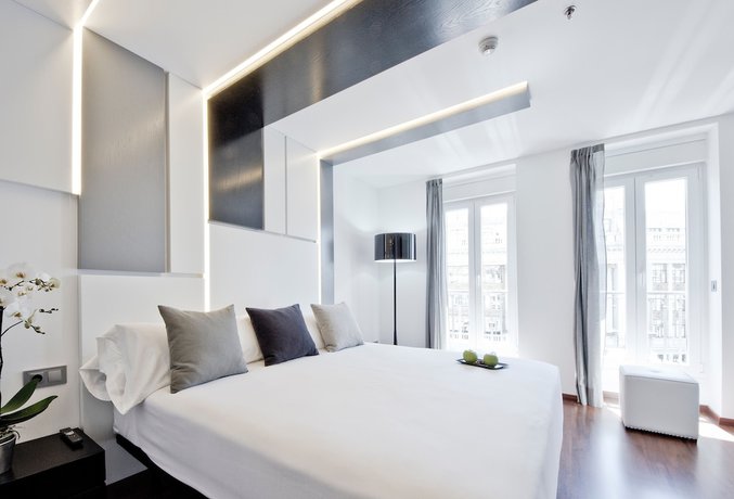 Imagen de la habitación del Hotel Regina, Centro de Madrid. Foto 15