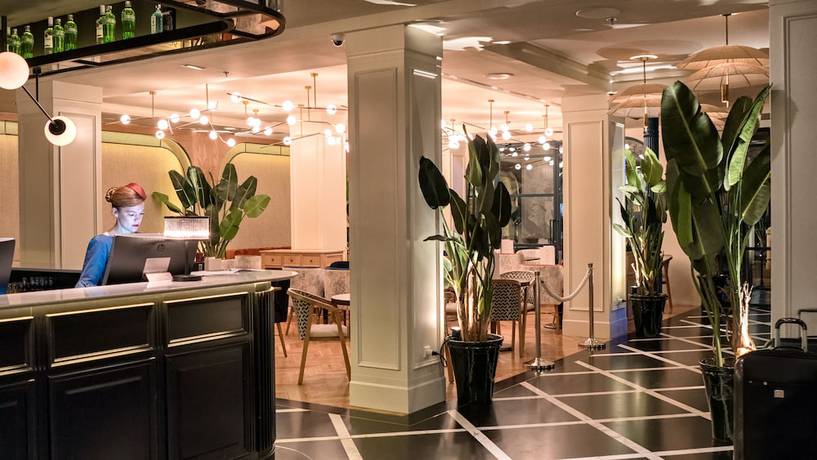 Imagen de los interiores del Hotel Regina, Centro de Madrid. Foto 26