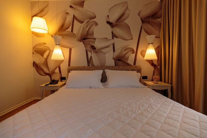 Imagen de la habitación del Hotel Regina City Hotel. Foto 12