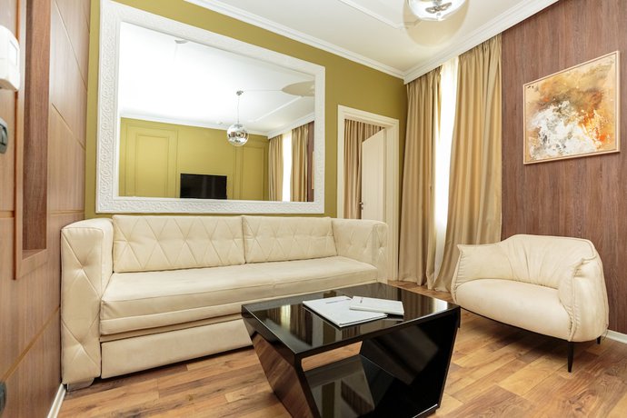 Imagen de la habitación del Hotel Regina City Hotel. Foto 17