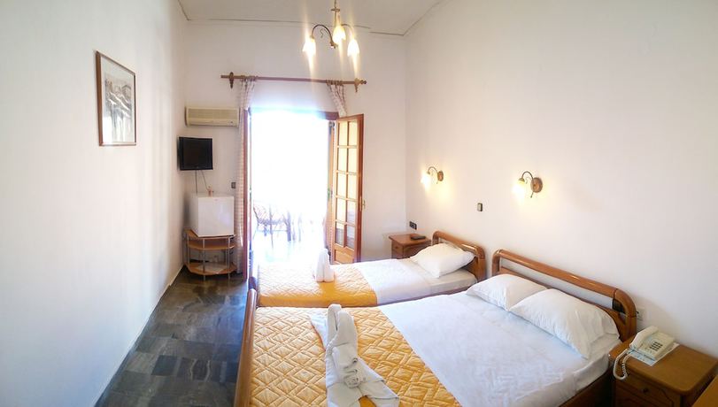 Imagen de la habitación del Hotel Regina Corfu. Foto 11