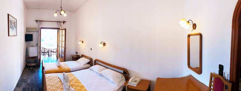 Imagen de la habitación del Hotel Regina Corfu. Foto 13