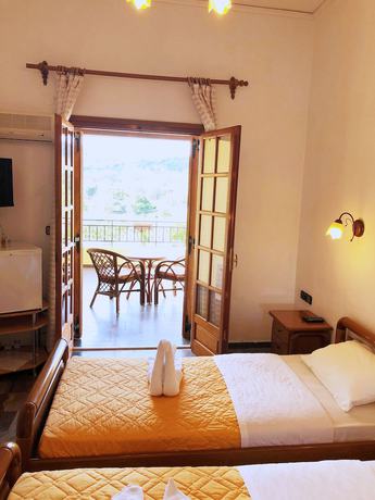 Imagen de la habitación del Hotel Regina Corfu. Foto 15