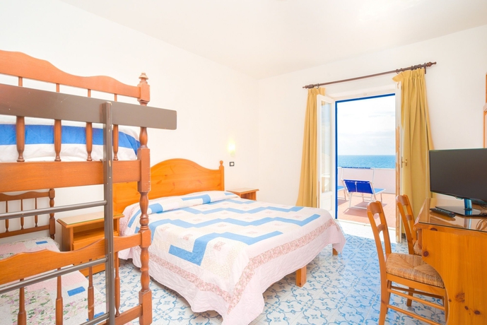 Imagen de la habitación del Hotel Regina Del Mare. Foto 9