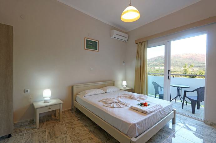 Imagen de la habitación del Hotel Regina, Drapanias. Foto 5