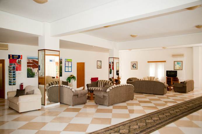 Imagen de los interiores del Hotel Regina, Drapanias. Foto 15