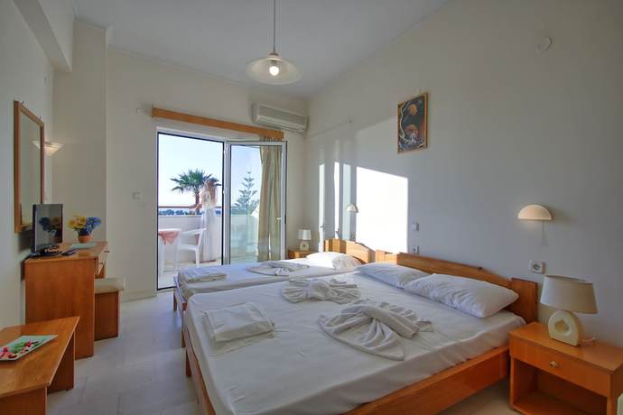 Imagen de la habitación del Hotel Regina, Drapanias. Foto 8