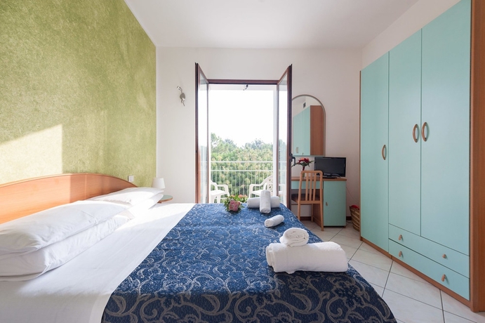 Imagen de la habitación del Hotel Regina E Ristorante. Foto 2