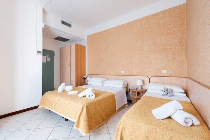 Imagen de la habitación del Hotel Regina E Ristorante. Foto 9