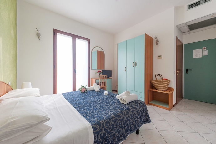 Imagen de la habitación del Hotel Regina E Ristorante. Foto 13
