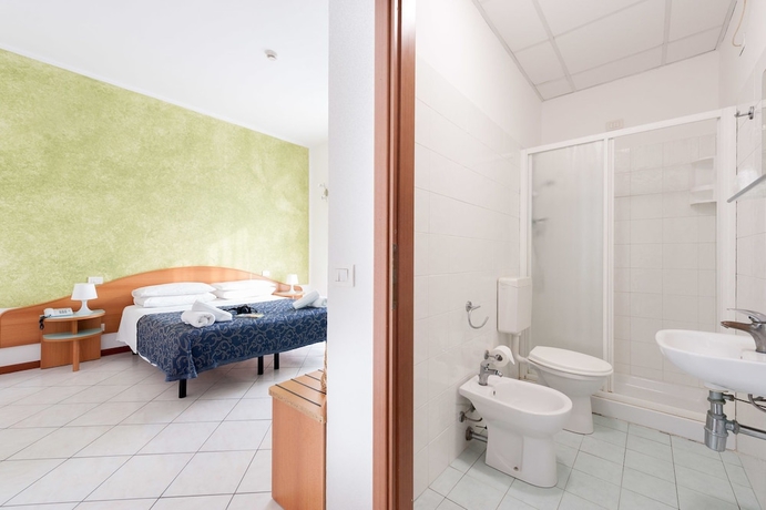 Imagen de la habitación del Hotel Regina E Ristorante. Foto 17