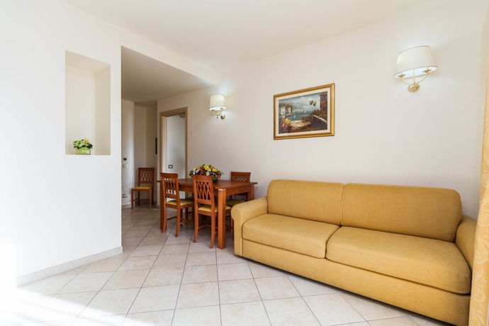 Imagen de los interiores del Hotel Regina Elena. Foto 15