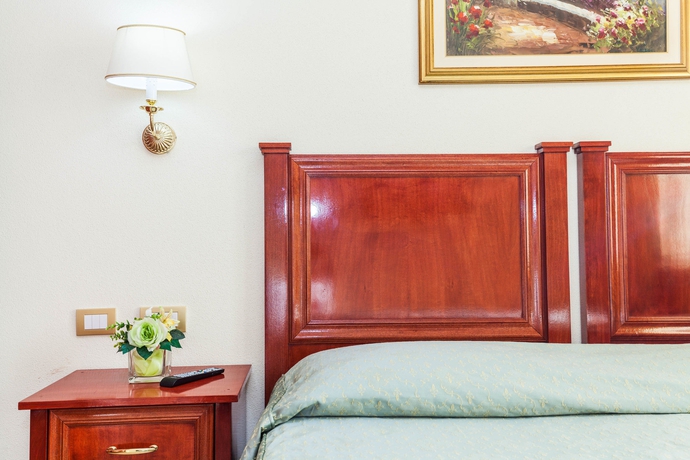 Imagen de la habitación del Hotel Regina Elena. Foto 10