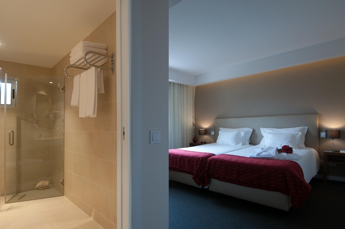 Imagen de la habitación del Hotel Regina, Fatima. Foto 5