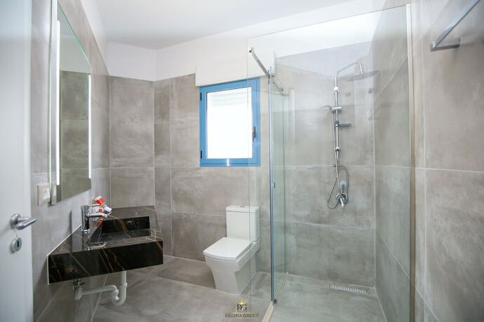 Imagen general del Hotel Regina Garden Vlore. Foto 10