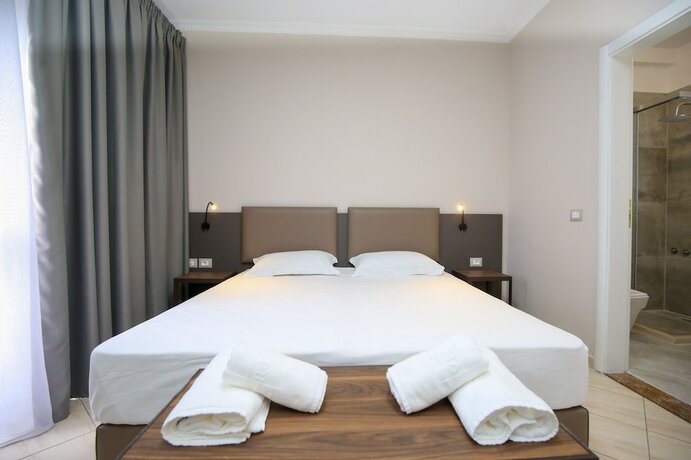 Imagen general del Hotel Regina Garden Vlore. Foto 11