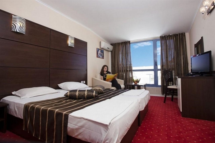 Imagen general del Hotel Regina - Golden Sands. Foto 14