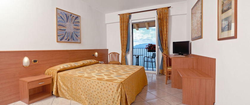 Imagen de la habitación del Hotel Regina, Gravedona. Foto 7