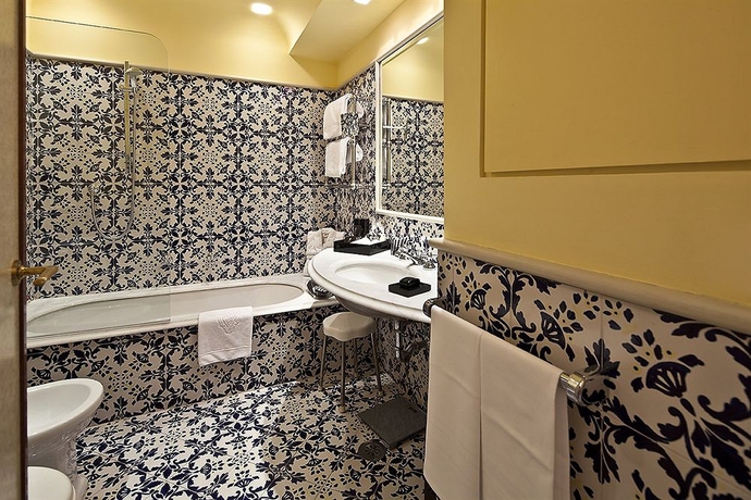 Imagen de la habitación del Hotel Regina Isabella - Resort Spa Restaurant. Foto 3