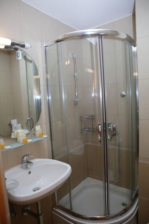 Imagen de la habitación del Hotel Regina Jelena. Foto 7