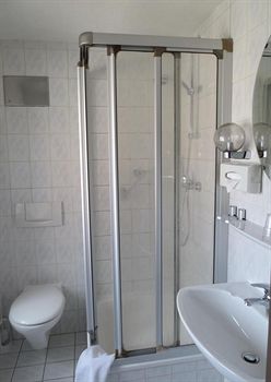 Imagen de la habitación del Hotel Regina, Kapitelshöfe. Foto 13