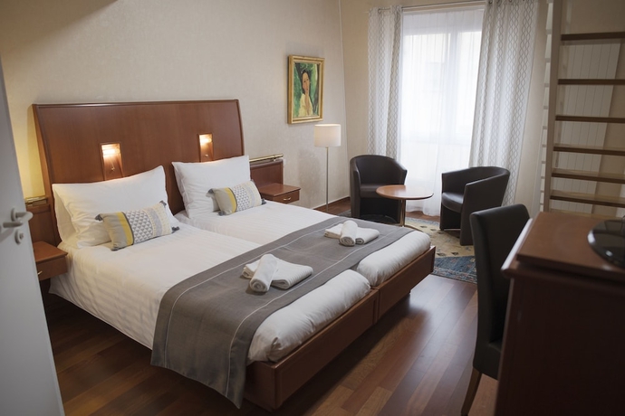 Imagen de la habitación del Hotel Regina, LAUSANA. Foto 2