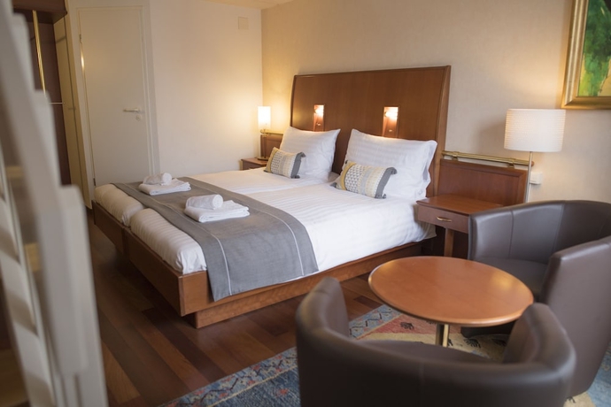 Imagen de la habitación del Hotel Regina, LAUSANA. Foto 3