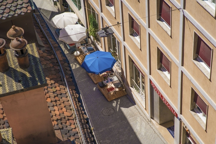 Imagen de los exteriores del Hotel Regina, LAUSANA. Foto 19