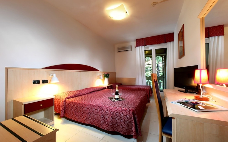 Imagen general del Hotel Regina, Lignano Sabbiadoro. Foto 1