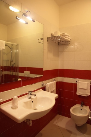 Imagen de la habitación del Hotel Regina, Lignano Sabbiadoro. Foto 14