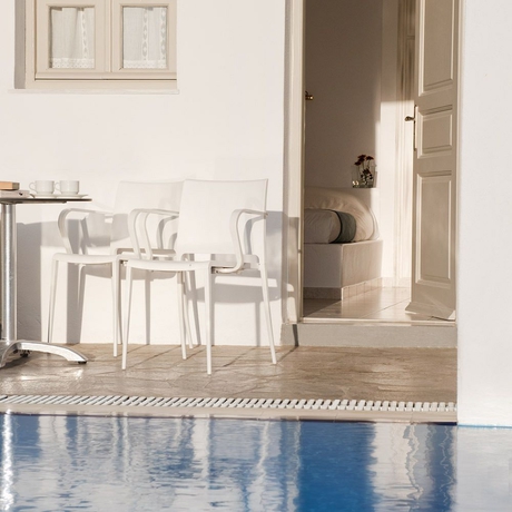 Imagen de la piscina del Hotel Regina Mare. Foto 15